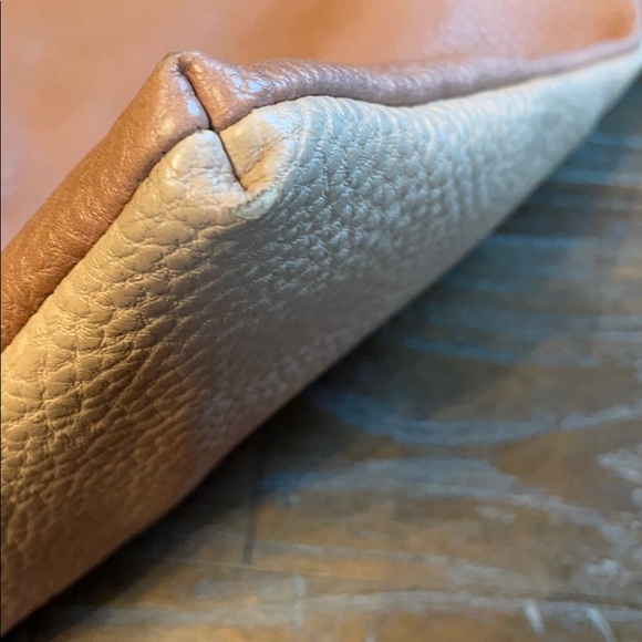 Live Love Loft Two Tone Envelope Crossbody Clutch🖤 - Picture 12 of 16